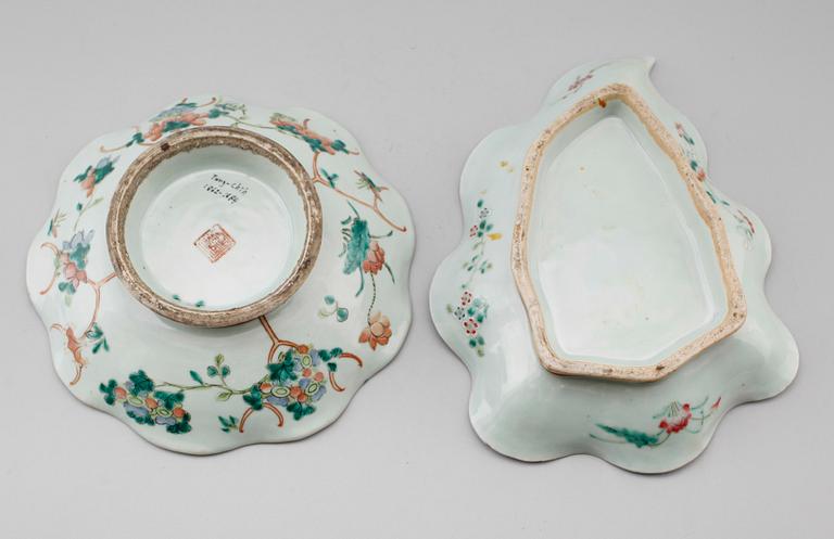 SKÅLAR, 2 st, porslin, Kina, 1800-tal.
