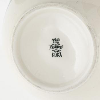 Hertha Bengtson, dinner service, porcelain, 27 pieces, "Koka Blå", Rörstrand.