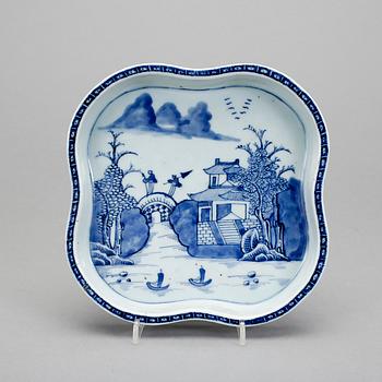 FAT / SALADIERE, porslin, Kina, 1800-tal.