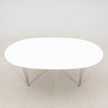 Late 20th-century coffee table.