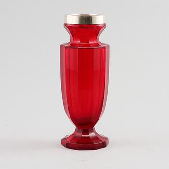 VAS, glas samt silver, Moser, Karlsbad, 1900-talets första hälft.