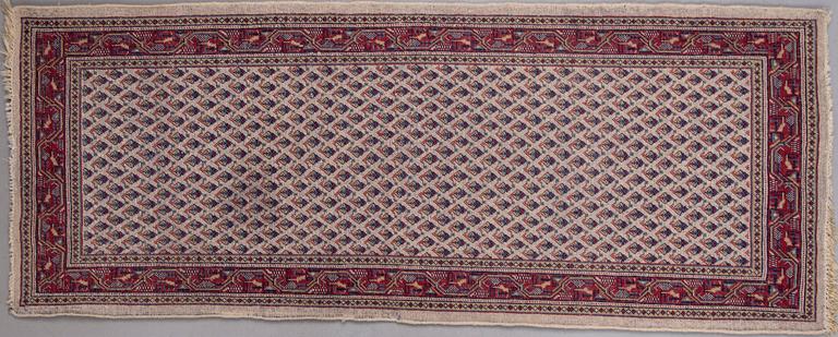 MATTA, old, ull. Ca 206x80 cm.