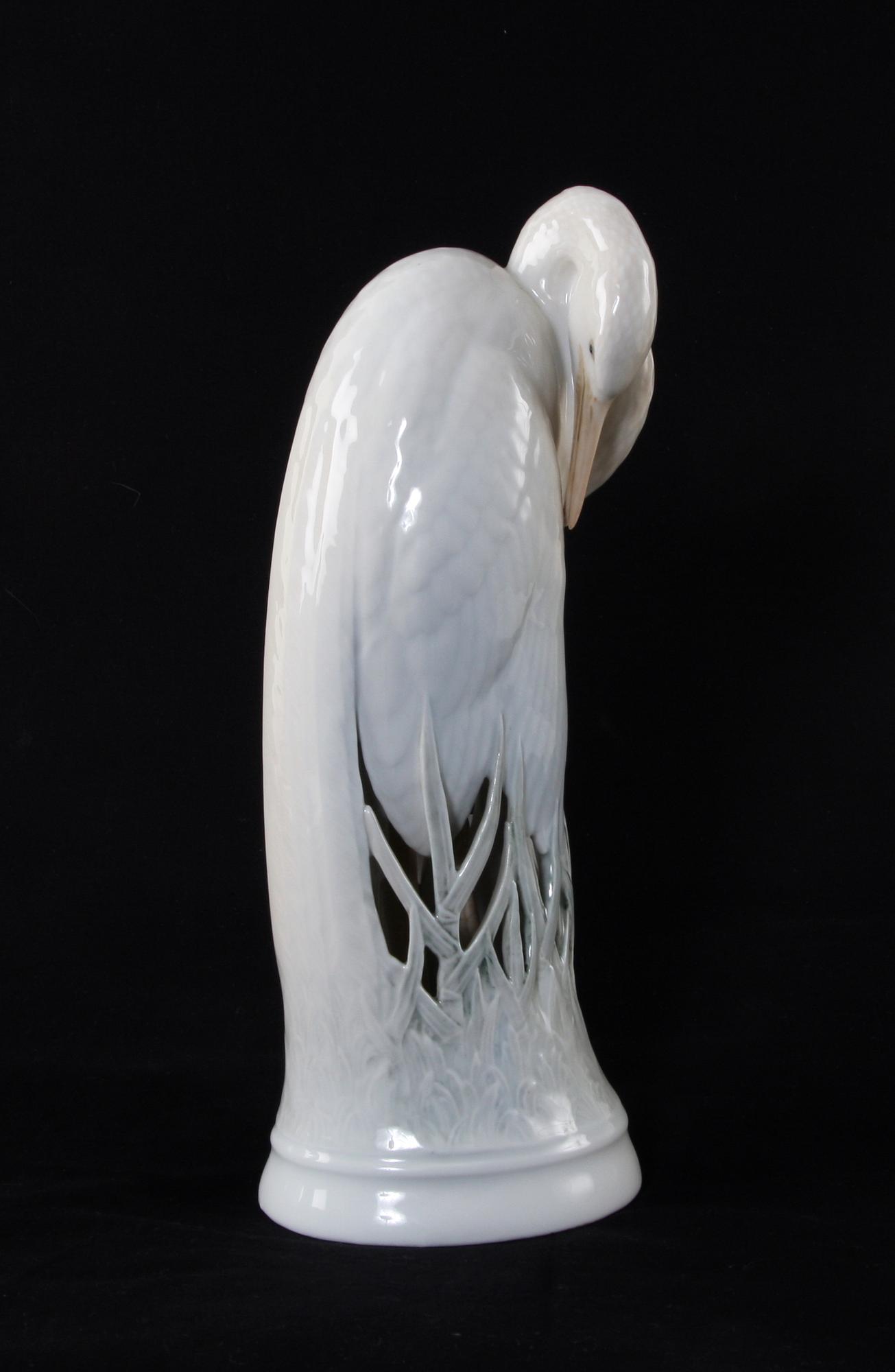FIGURIN, porslin. Royal Copenhagen.