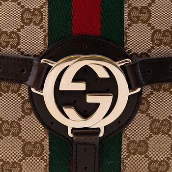 GUCCI, AXELVÄSKA.