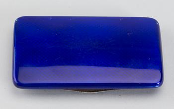 ETUI, emalj på silver. Ej identifierbar stämpel. Europa. 1800/1900-tal.