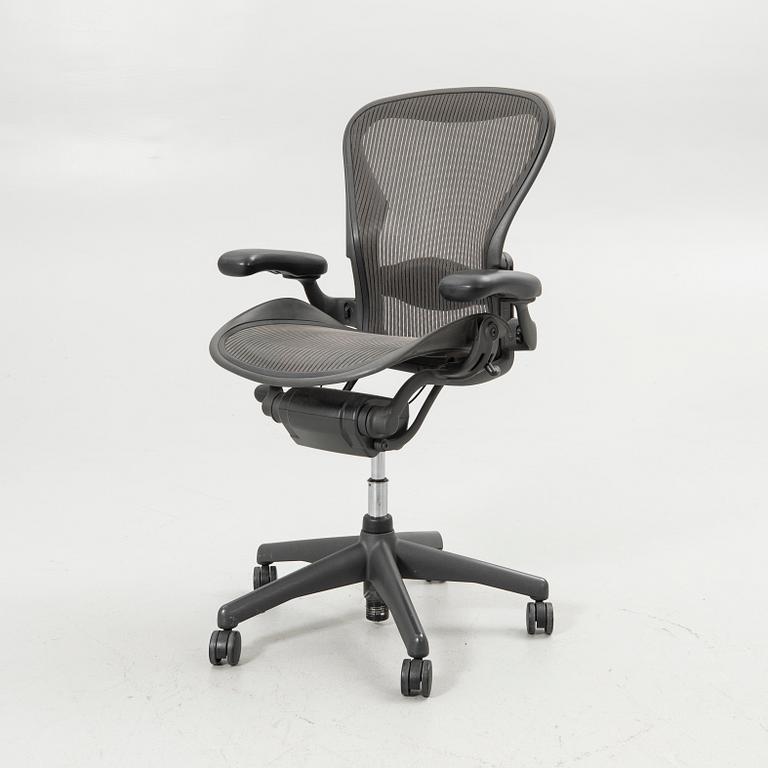 Don Chadwick/Bill Stump, office chair, “Aeron”, Herman Miller.