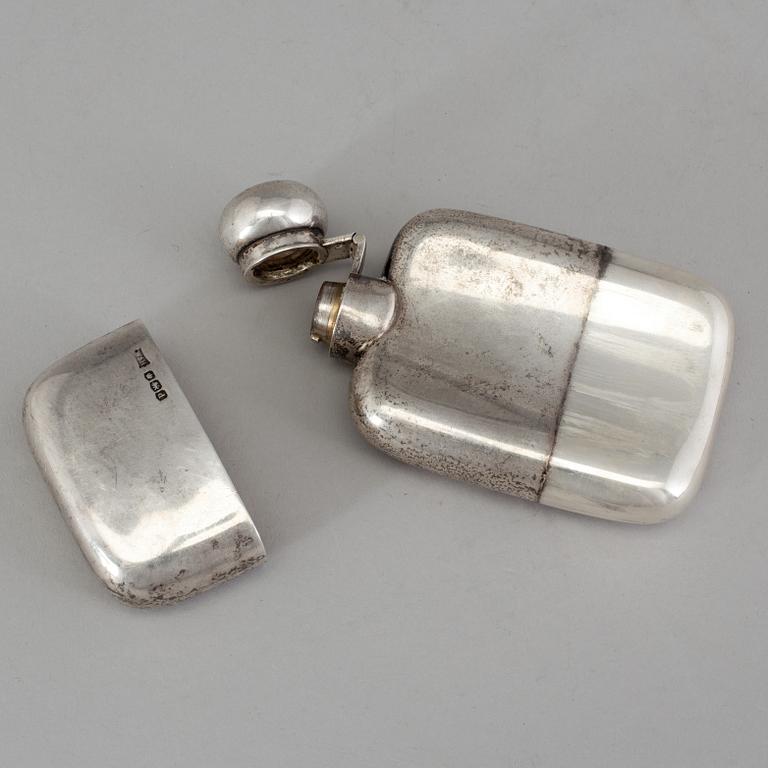 A English silver hip flask from Walker & Hall, Sheffield, England, early 20th century.