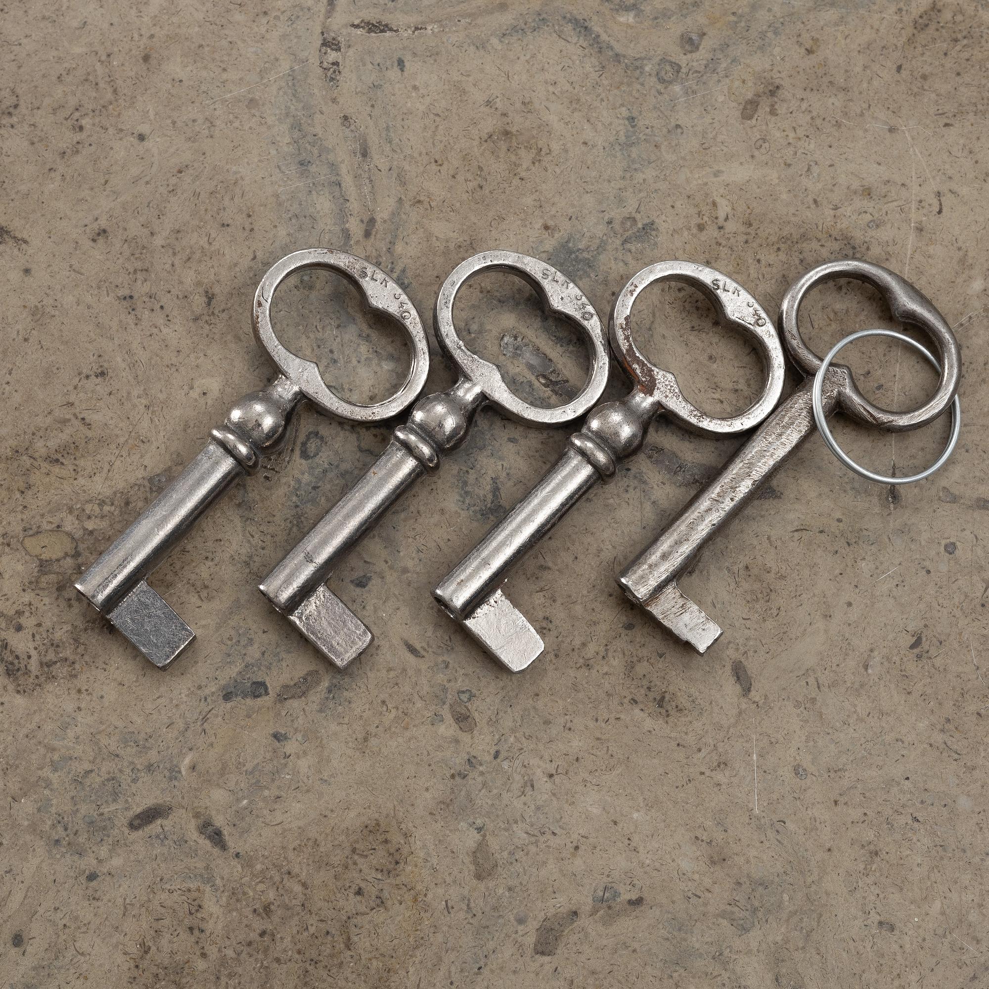 Gustaviansk, Byrå, sengustaviansk, omkring 1800.