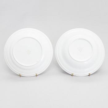 A porcelain cup, plate and soup bowl. Arabia, Finland, mid 20th century.