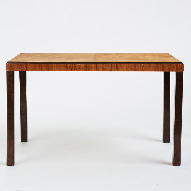 Swedish Modern, a library table, possibly Firma Boet, provenance: Factory owner Neck's residence in Nossebro, 1930s.