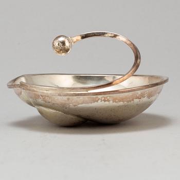 ROLF KARLSSON, a siver bowl, Grillby 1986.