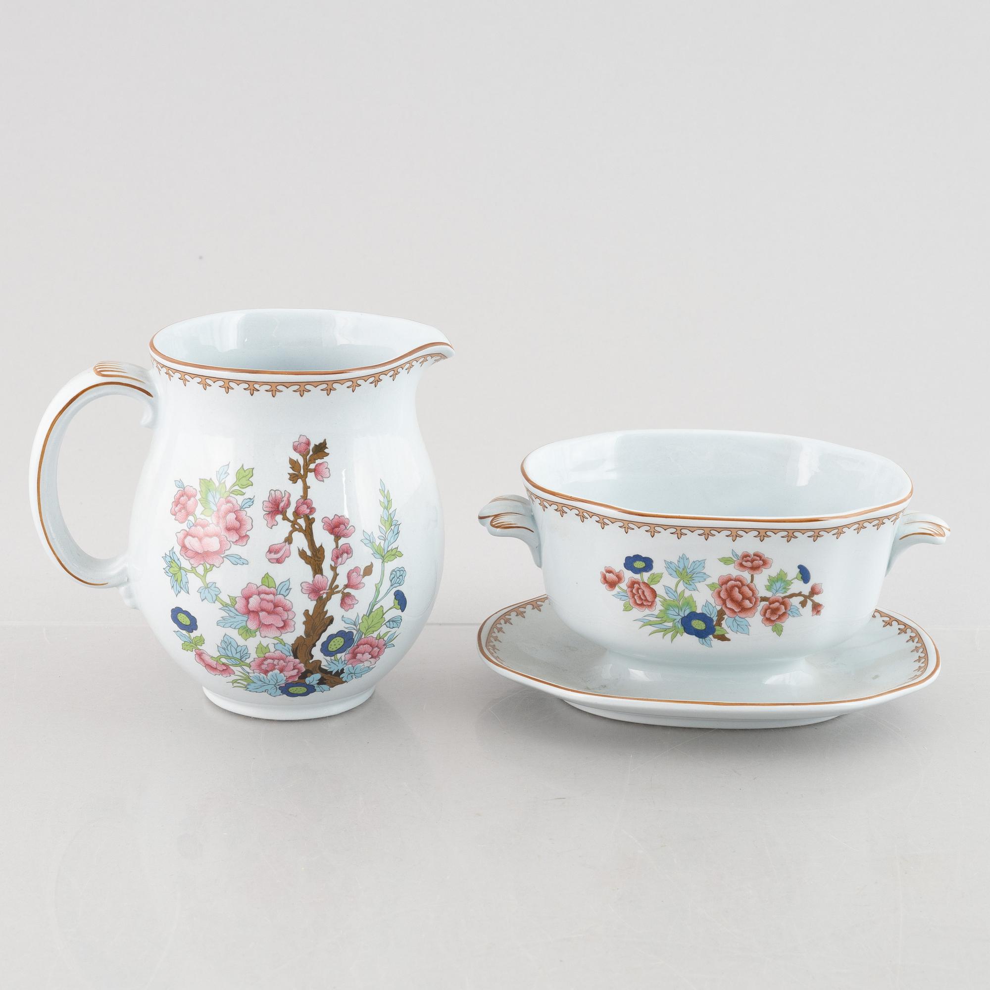 A dinner service, 57 pieces, Lotus, Rörstrand.