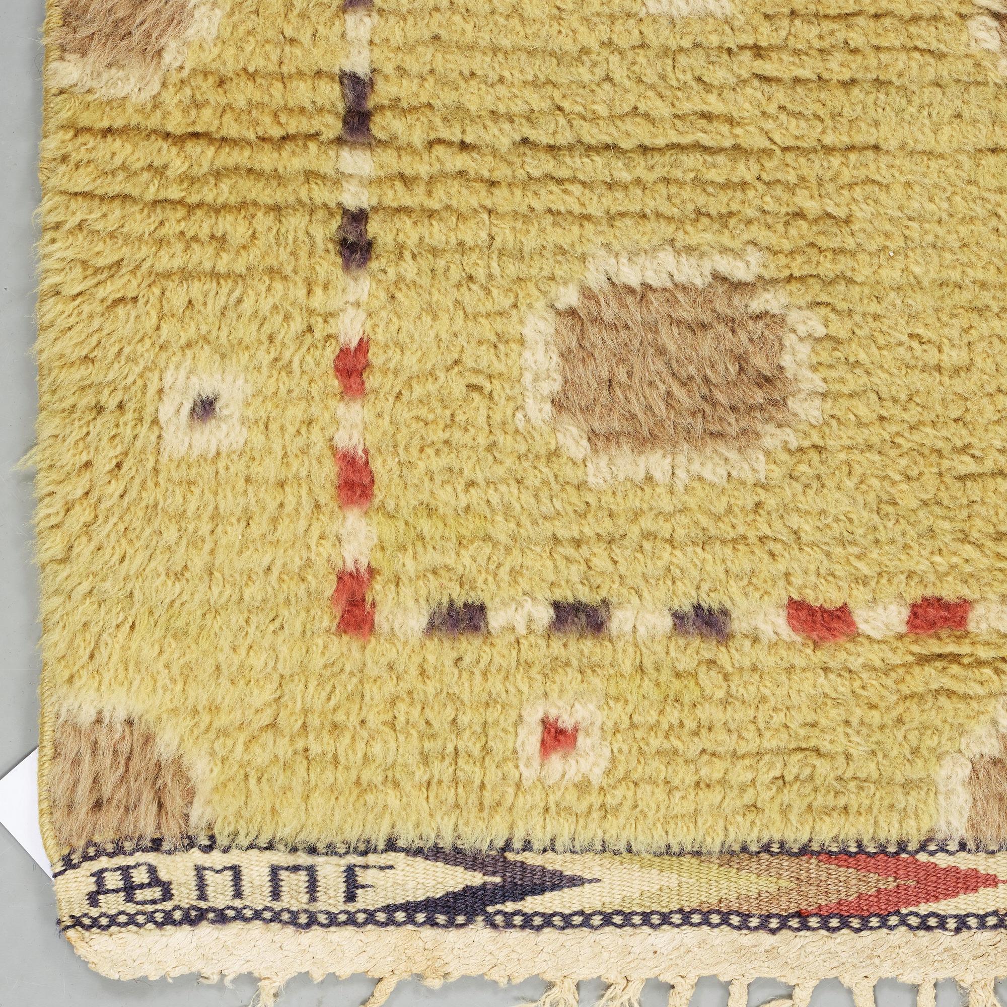 Märta Måås-Fjetterström, MATTA. "Gulrundeln". Rya. 189 x 81,5 cm. Signerad AB MMF.