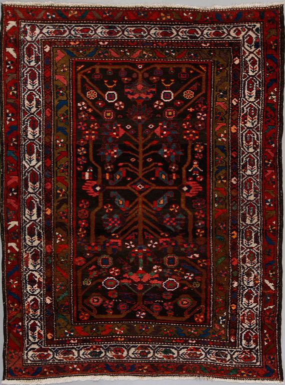 MATTA, Malayer, semiantik, ca 196 x 156 cm.