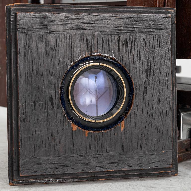 A box camera, first half of the 20th Century.