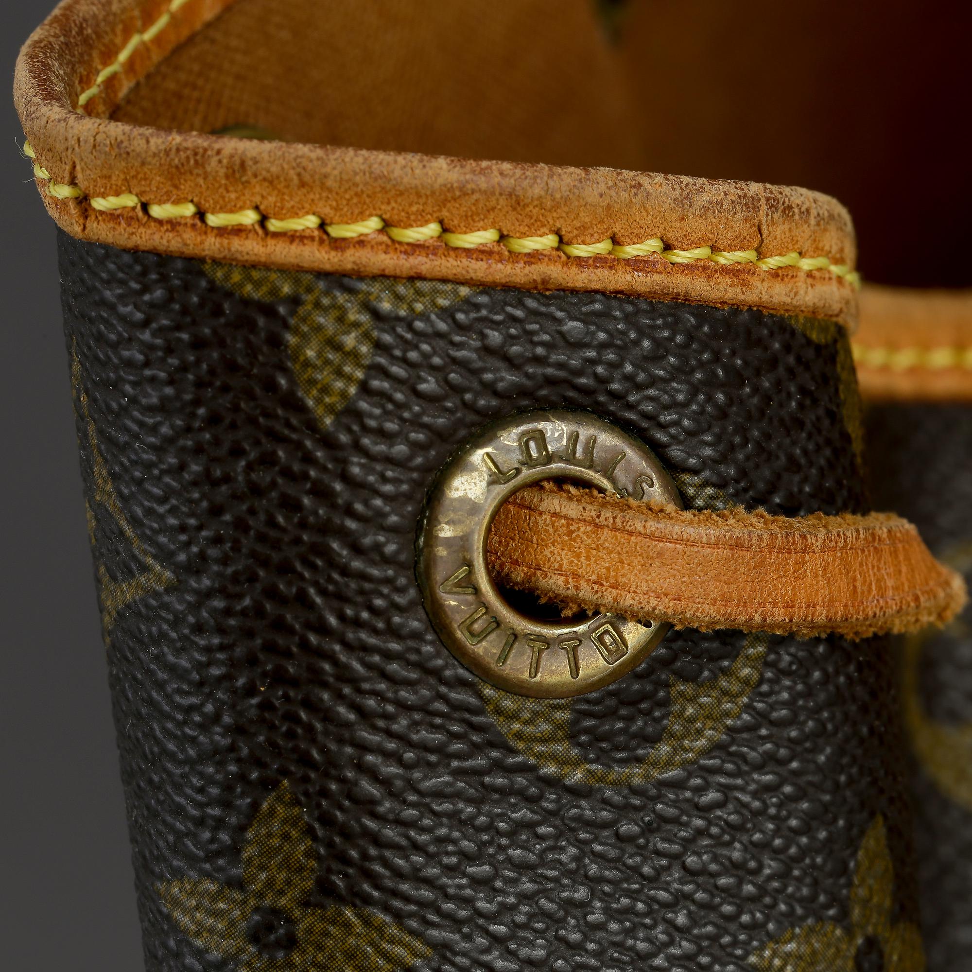 VÄSKA, "Noé", Louis Vuitton Malletier.
