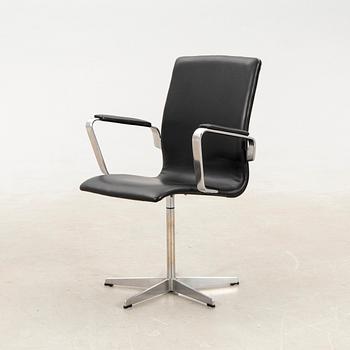 Arne Jacobsen,  karmstol/kontorsstol, "Oxford" för  Fritz Hansen Danmark,