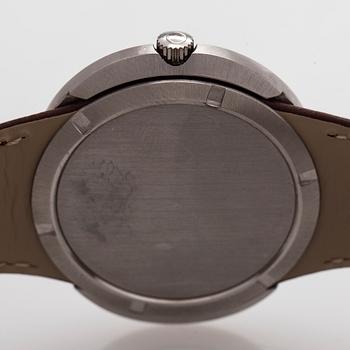 Omega, Geneva, Dynamic, wristwatch, 41 x 36 mm.