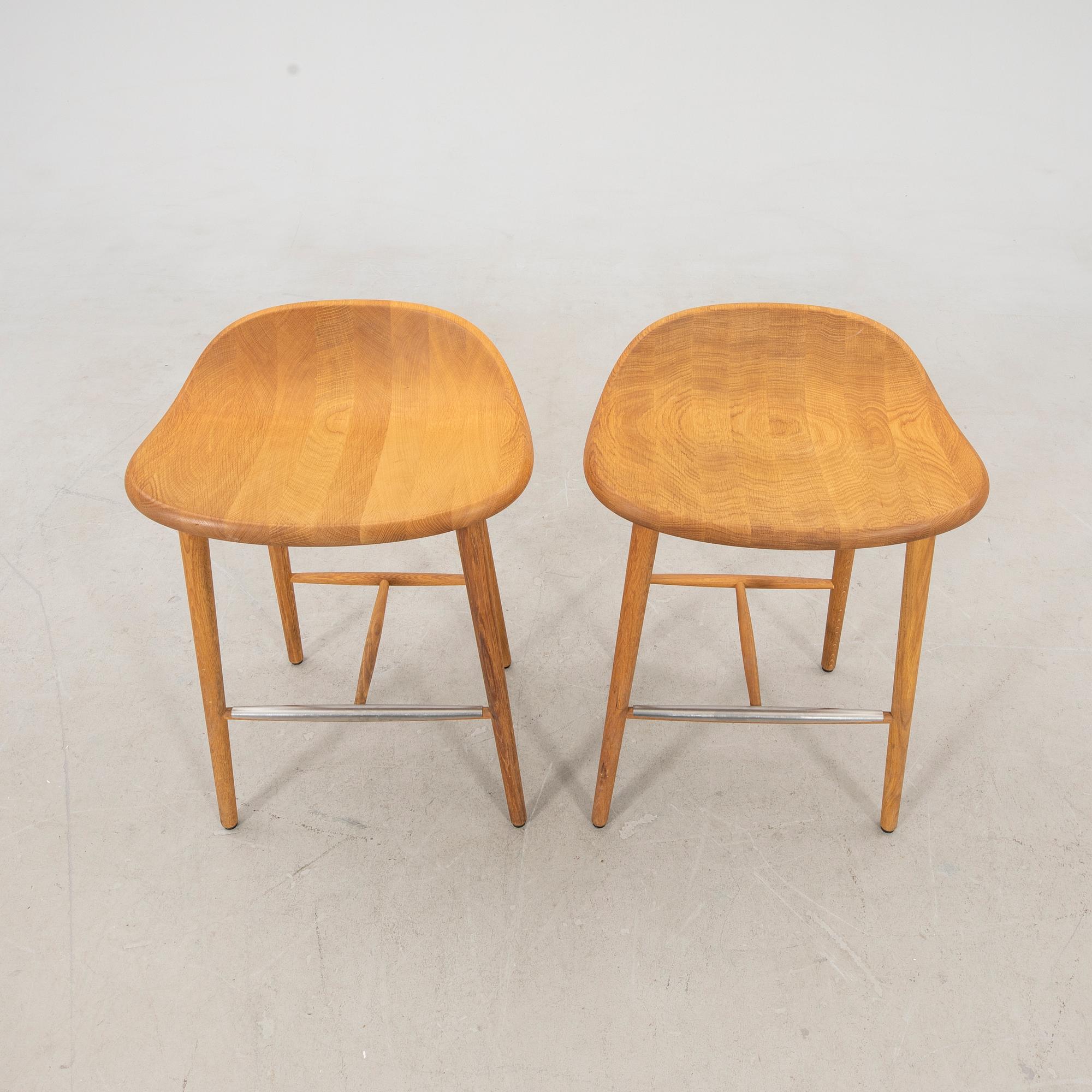 Jonas Lindvall, barstolar 1 par, "Miss Holly", Stolab 2021.