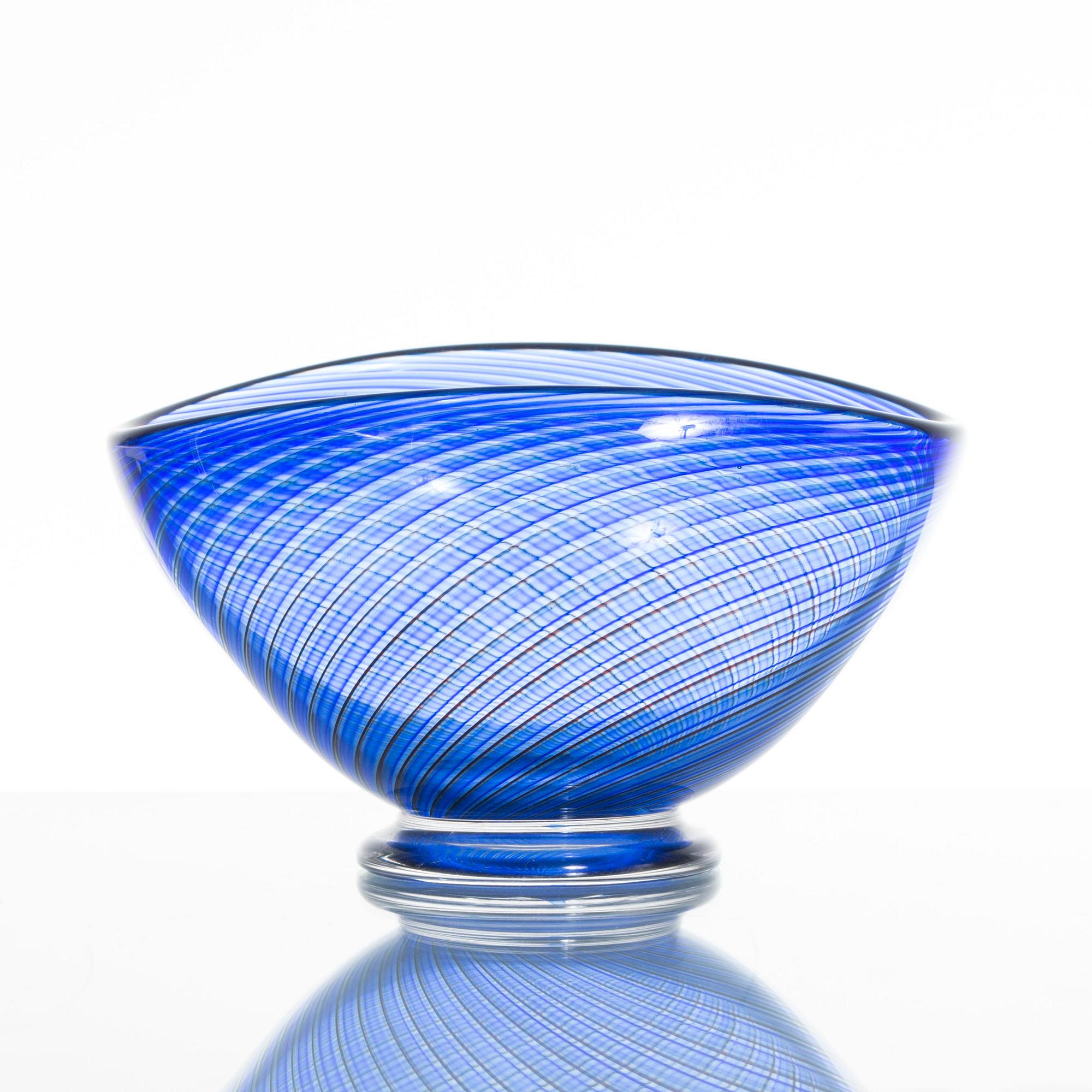 SKÅL, glas, Kosta. Vicke Lindstrand märkt LC 115.