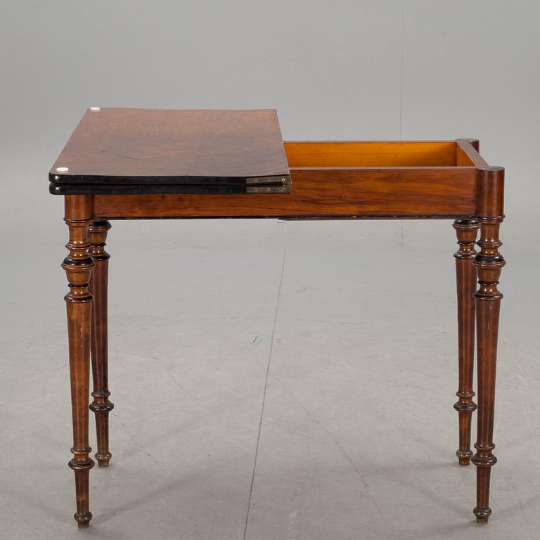 SPELBORD, nyrenässans, 1800/1900-tal.