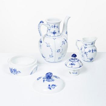 Royal Copenhagen, kaffeservis, 22 delar, "Musselmalet", Danmark.