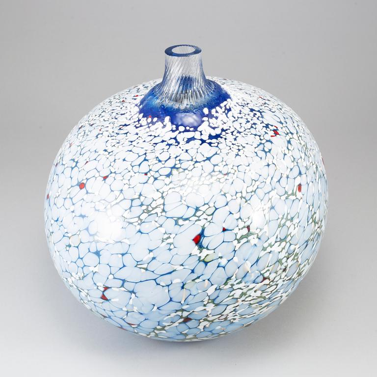 BERTIL VALLIEN, a glass vase from kosta Boda, signed.