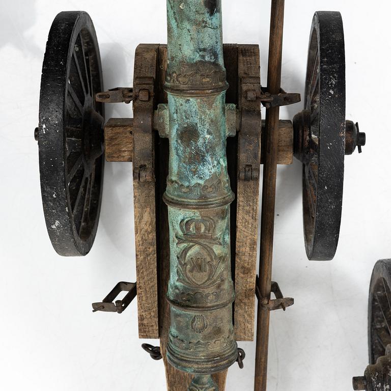 Modellkanoner ett par, 1900-tal.