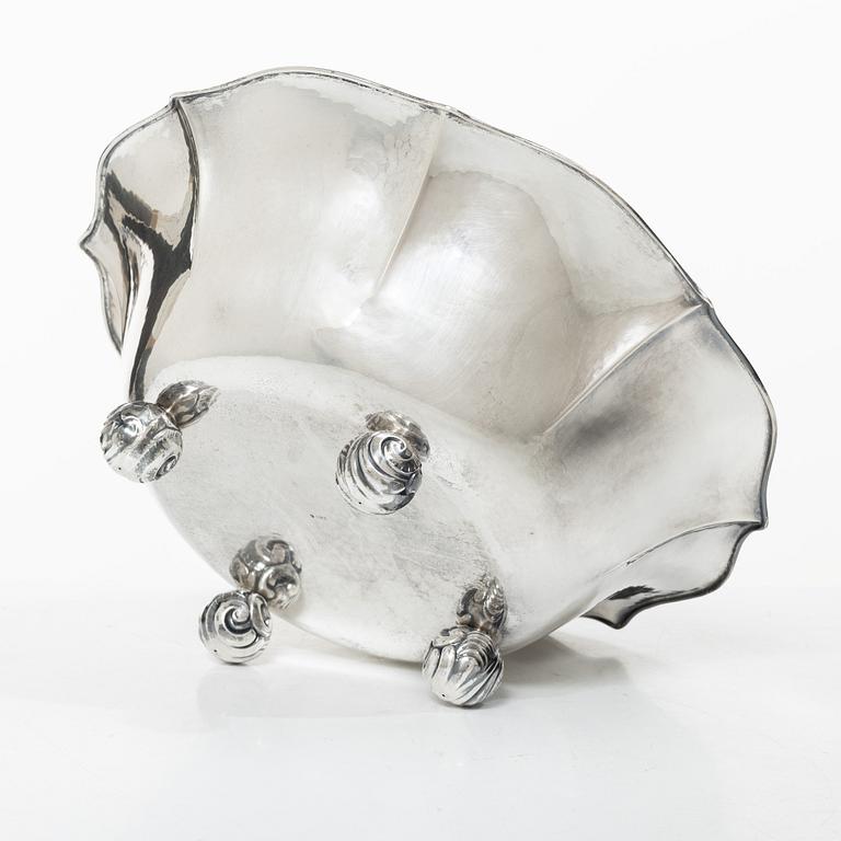 A silver bowl, Norway, 1930.