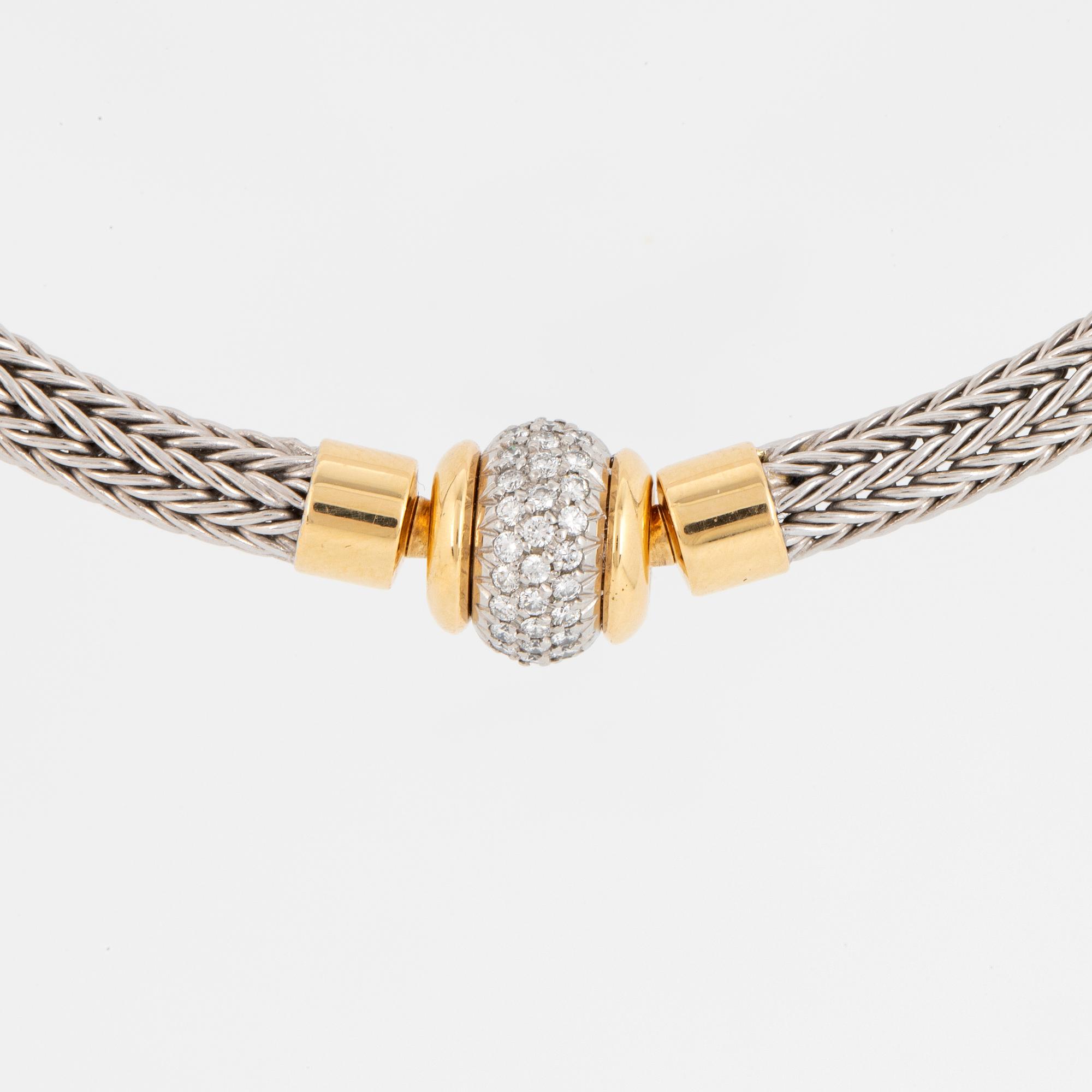 18K gold and platinum necklace with brilliant-cut diamonds.