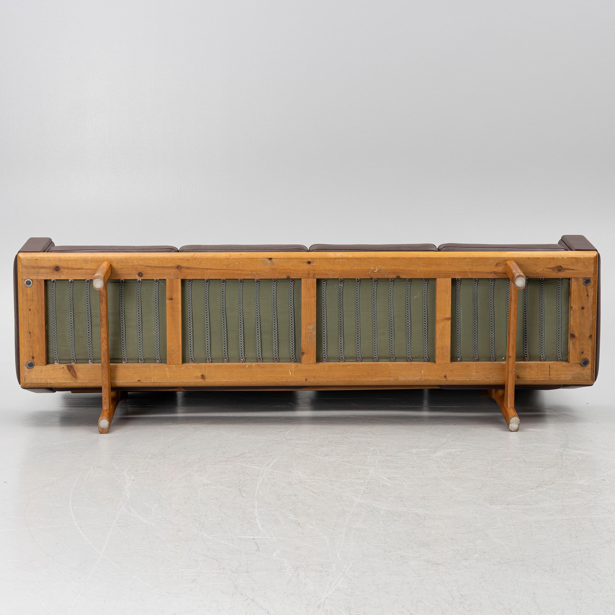 Hans J. Wegner, soffa "GE236" för Getama, Gedsted, Danmark 1900-talets senare del.
