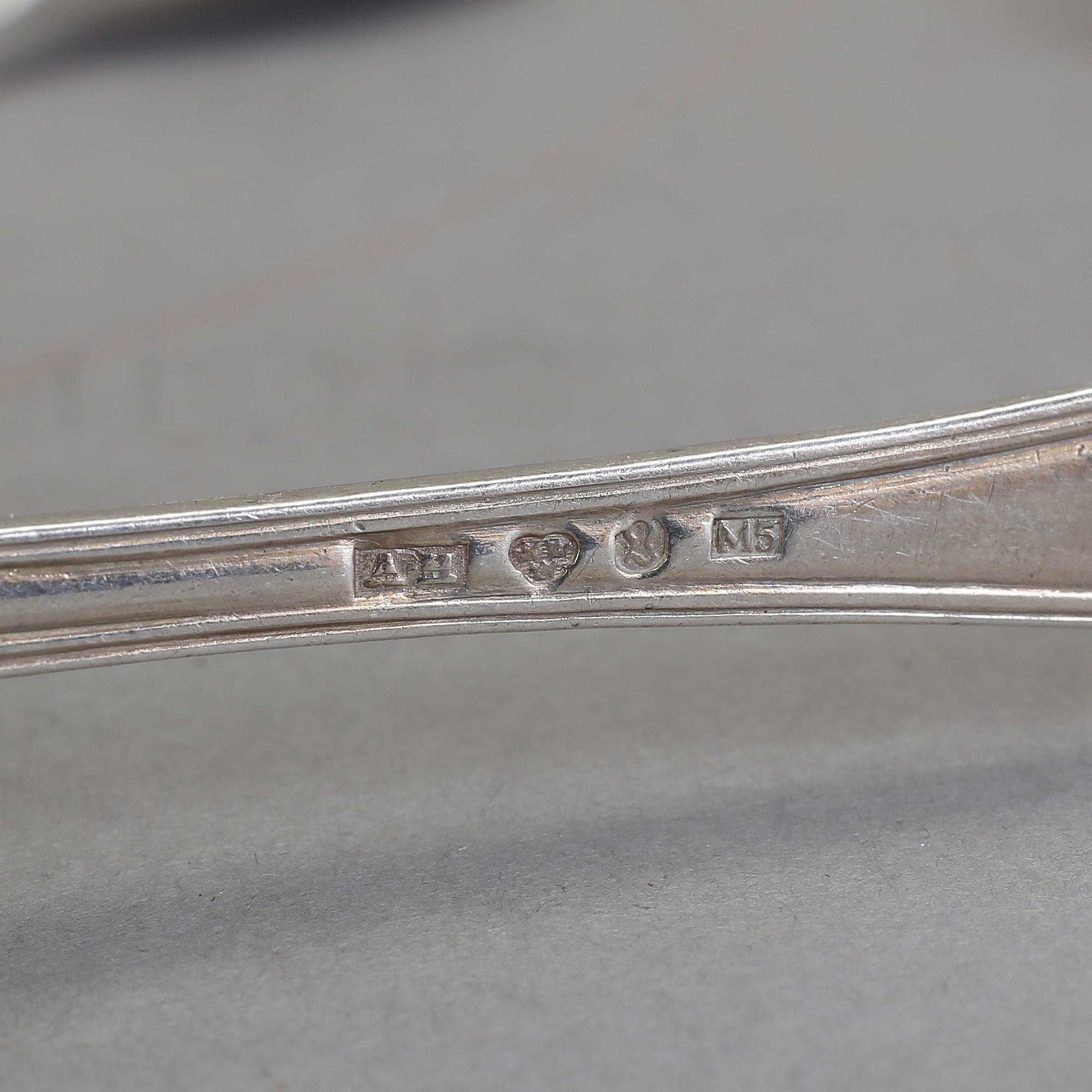 PARTI SILVER, svenska samt utländska stämplar, mestadels 1900-tal. Vikt 628 g.