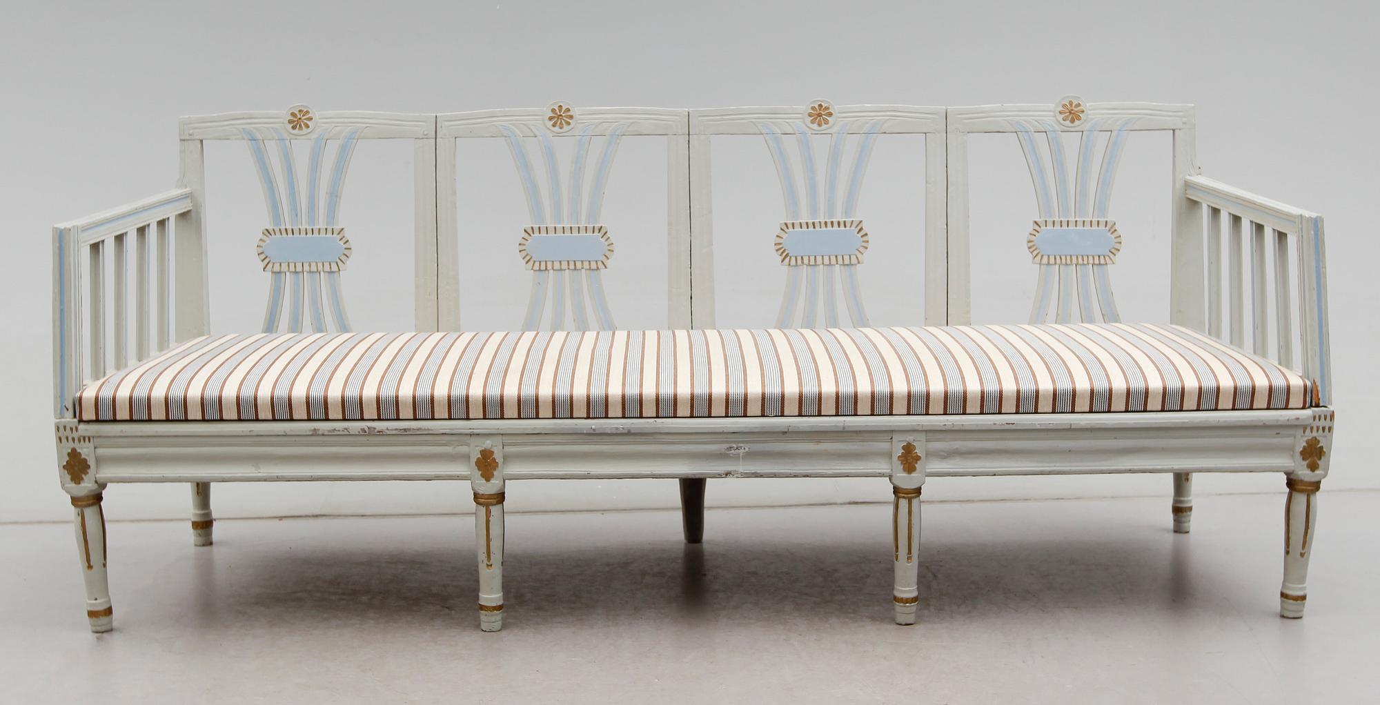 SOFFA, sengustaviansk, enligt uppgift Hälsingland, 1800-talets första hälft.