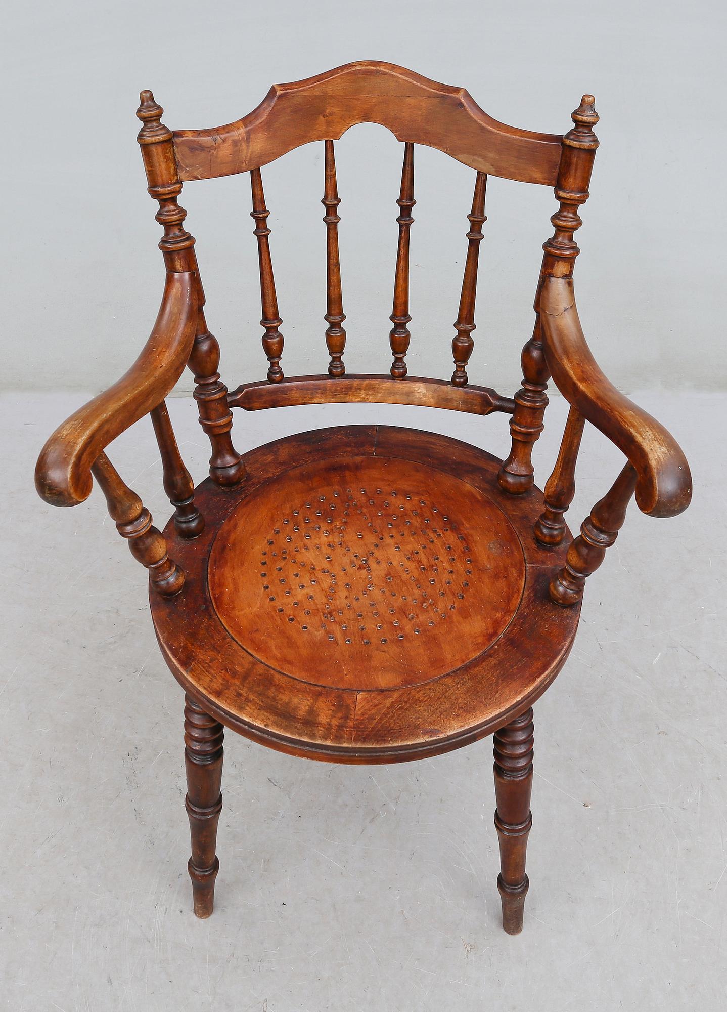 STOL, 1900-talets första hälft.