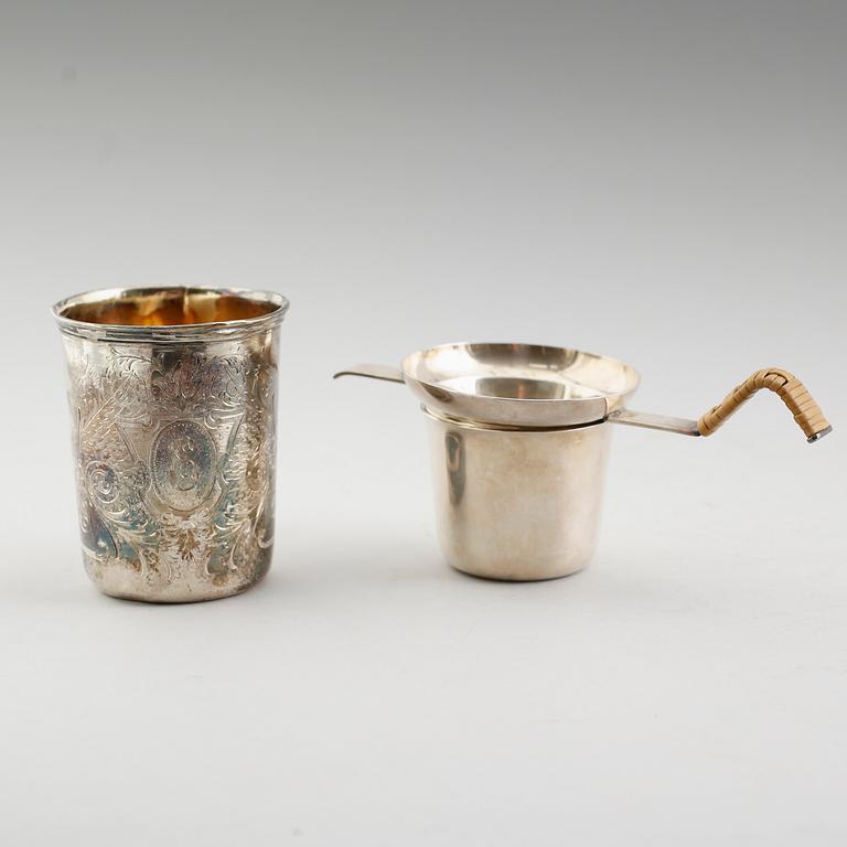 BÄGARE samt TESIL MED SKÅL, silver, 1800/1900-tal. Vikt ca 180 gram.