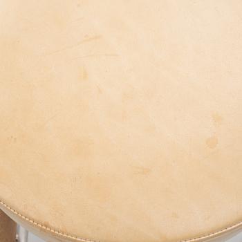 Hans J. Wegner, Barpallar, 3 st, CH 58, Carl Hansen & Son, Danmark, 2000-tal.