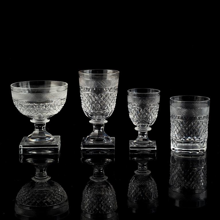 Elis Bergh, glasservis, 45 delar, "Kent", Kosta Boda, 1900-talets andra hälft.