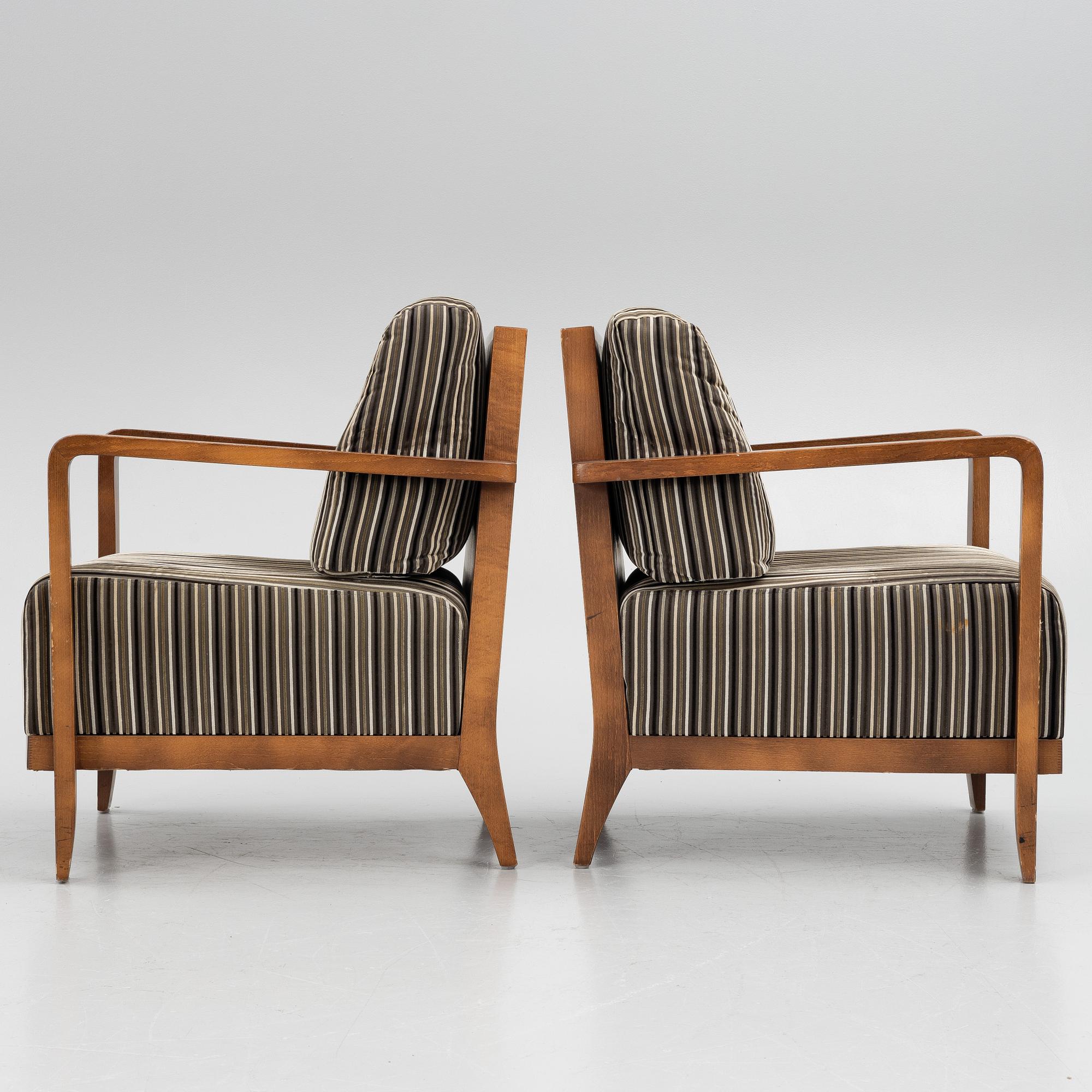 A pair of armchairs, Andreu World, Spain, 21st Century.