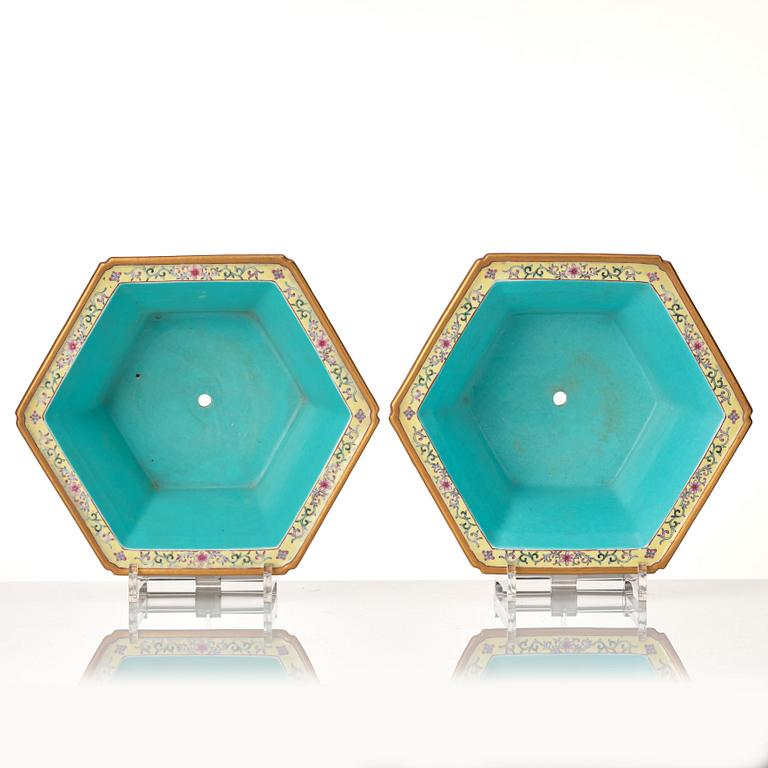 A pair of famille rose flower pots with stands, probably Republic, China, 20th Century.