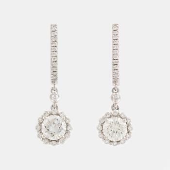 Brilliant cut diamond earrings.