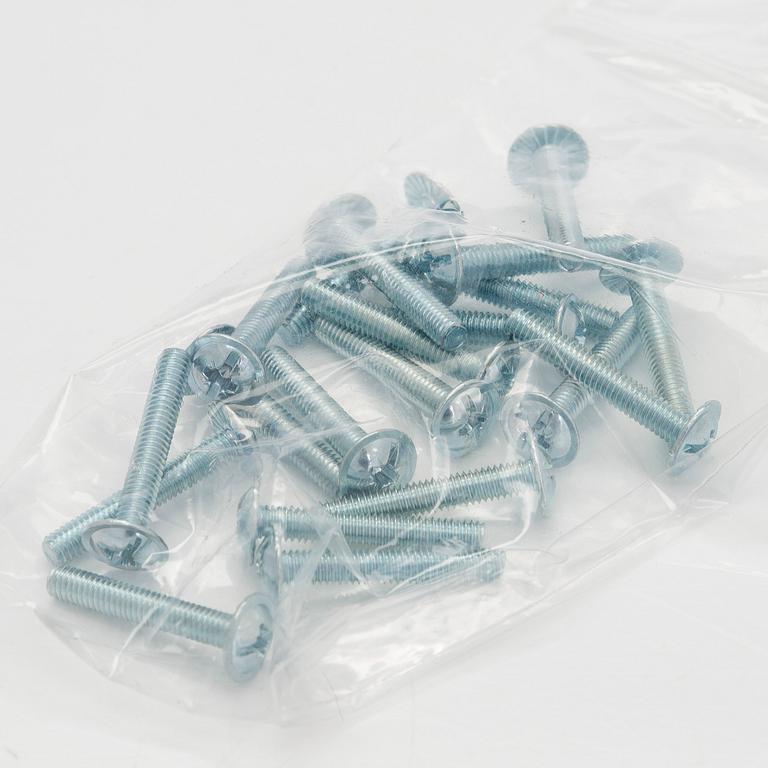 Eero Aarnio, vetimiä, 20 kpl, Valli&Valli, Italia, 2007/08.