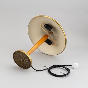 Nordiska Kompaniet, a Swedish Modern table light, 1940's.