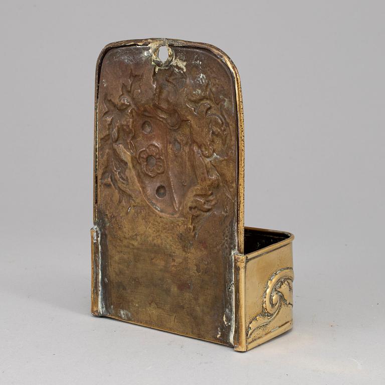 VÄGGHYLLA, mässing, 1800-tal.