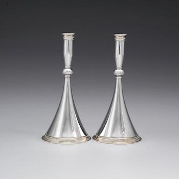 WIWEN NILSSON, ljusstakar, 1 par "Bysantinska modellen", Lund 1965, sterling.