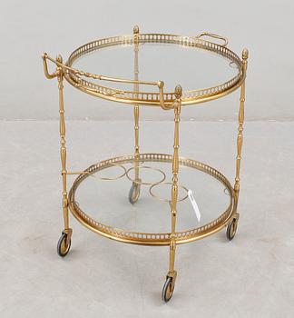 SERVERINGSVAGN, 1900-talets andra hälft.