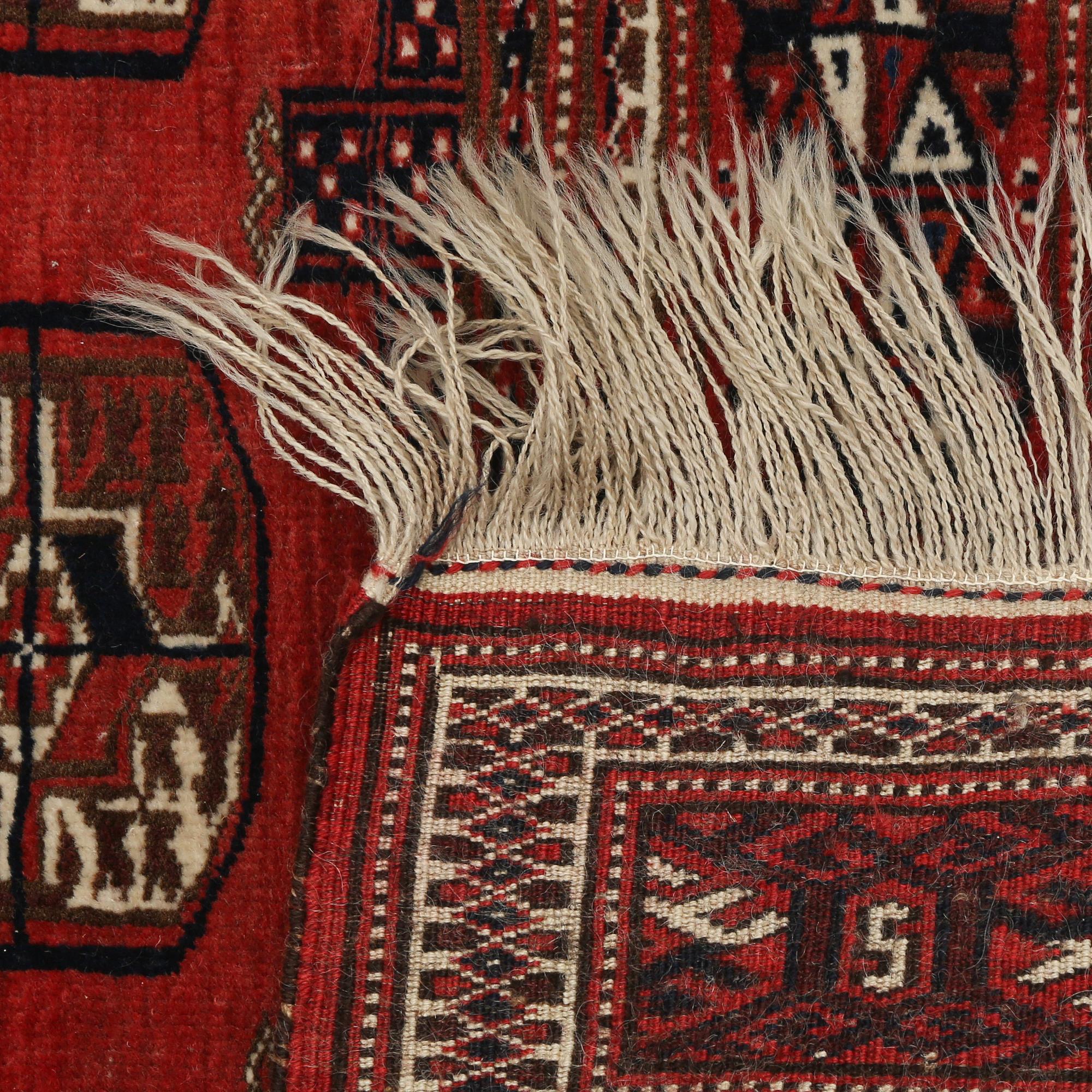 MATTA, turkmensk bochara, semiantik, 146 x 112 cm.