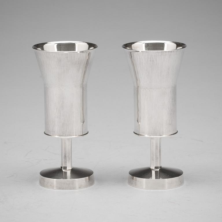 SNAPSGLAS, silver, två stycken, Sigurd Persson Stockholm 1965, 230 gram.