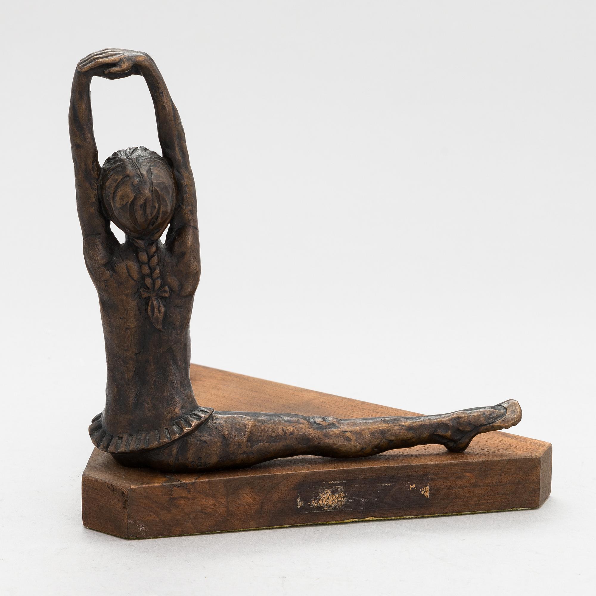 Sterett-Gittings Kelsey, a bronze sculpture, monogramsigned.