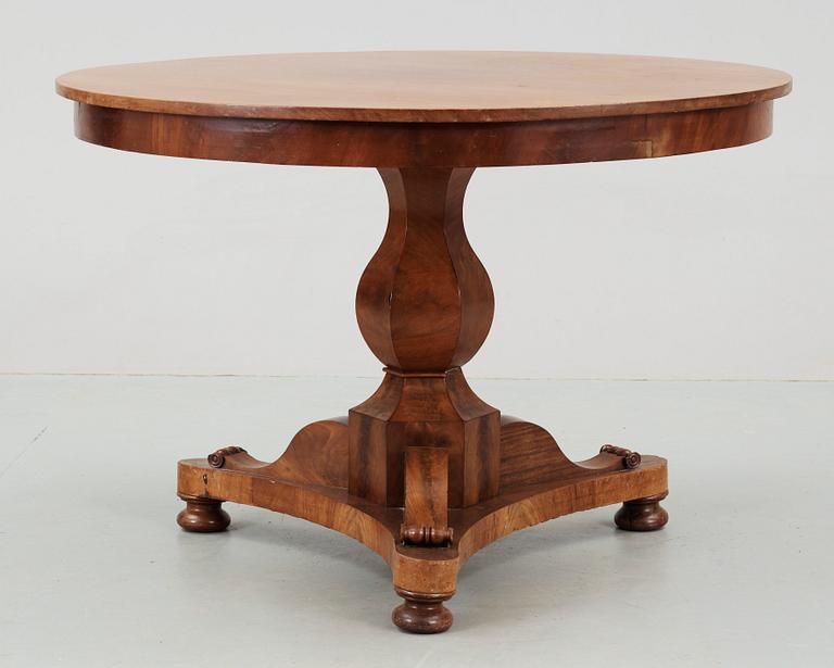 SALONGSBORD. Empire, 1800-tal.