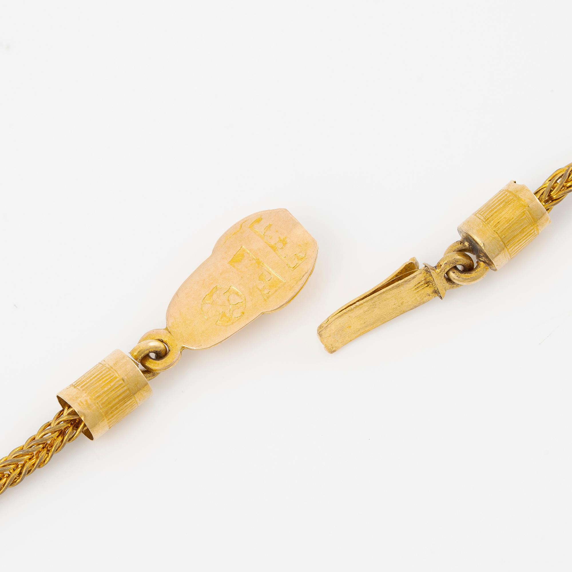 Collier, 18K guld med filigranarbete med halvpärlor och måleri, kedja 18K guld.